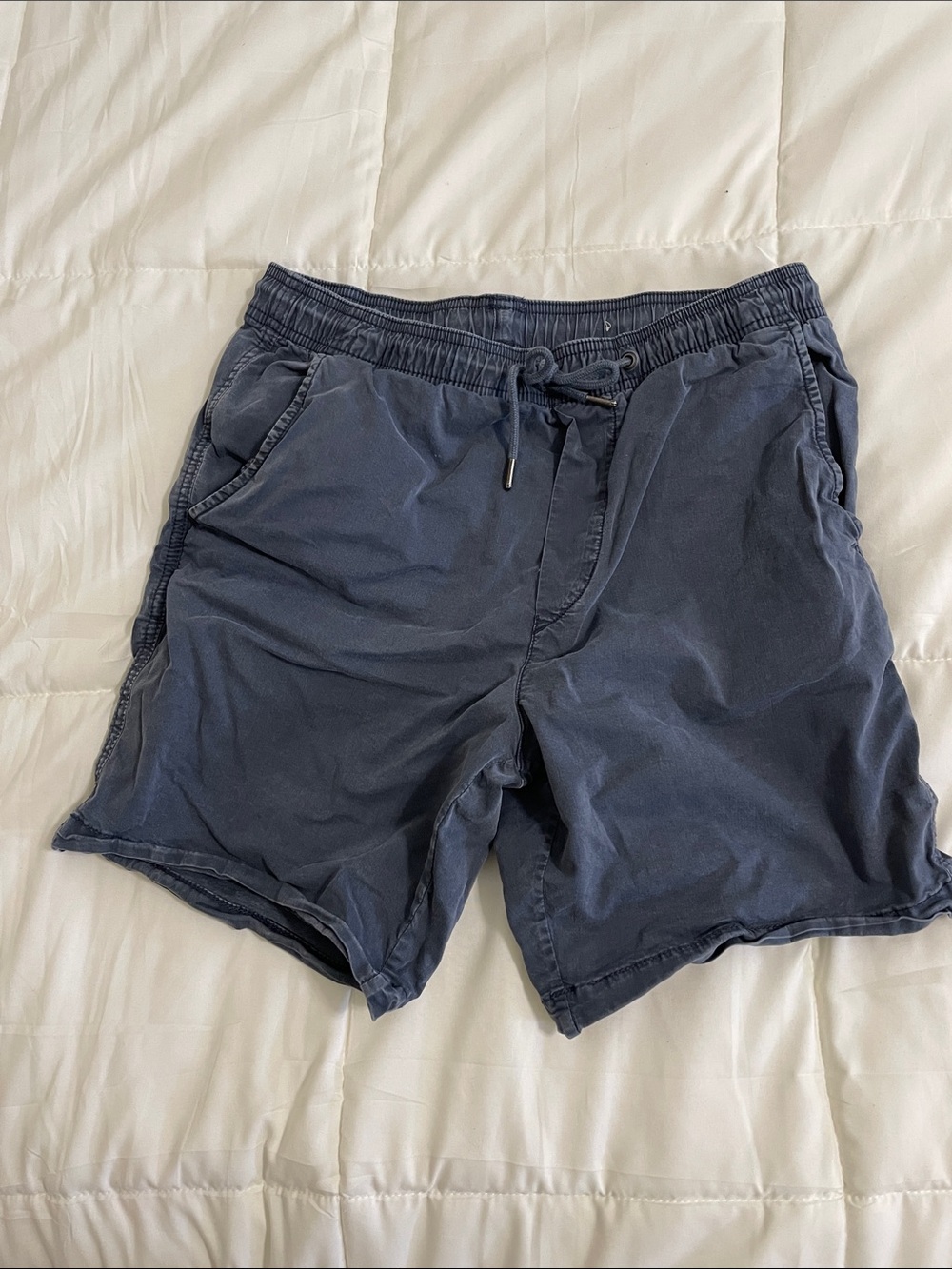 American Eagle Outfitters Men's Charcoal Gray Elastic Waist Shorts